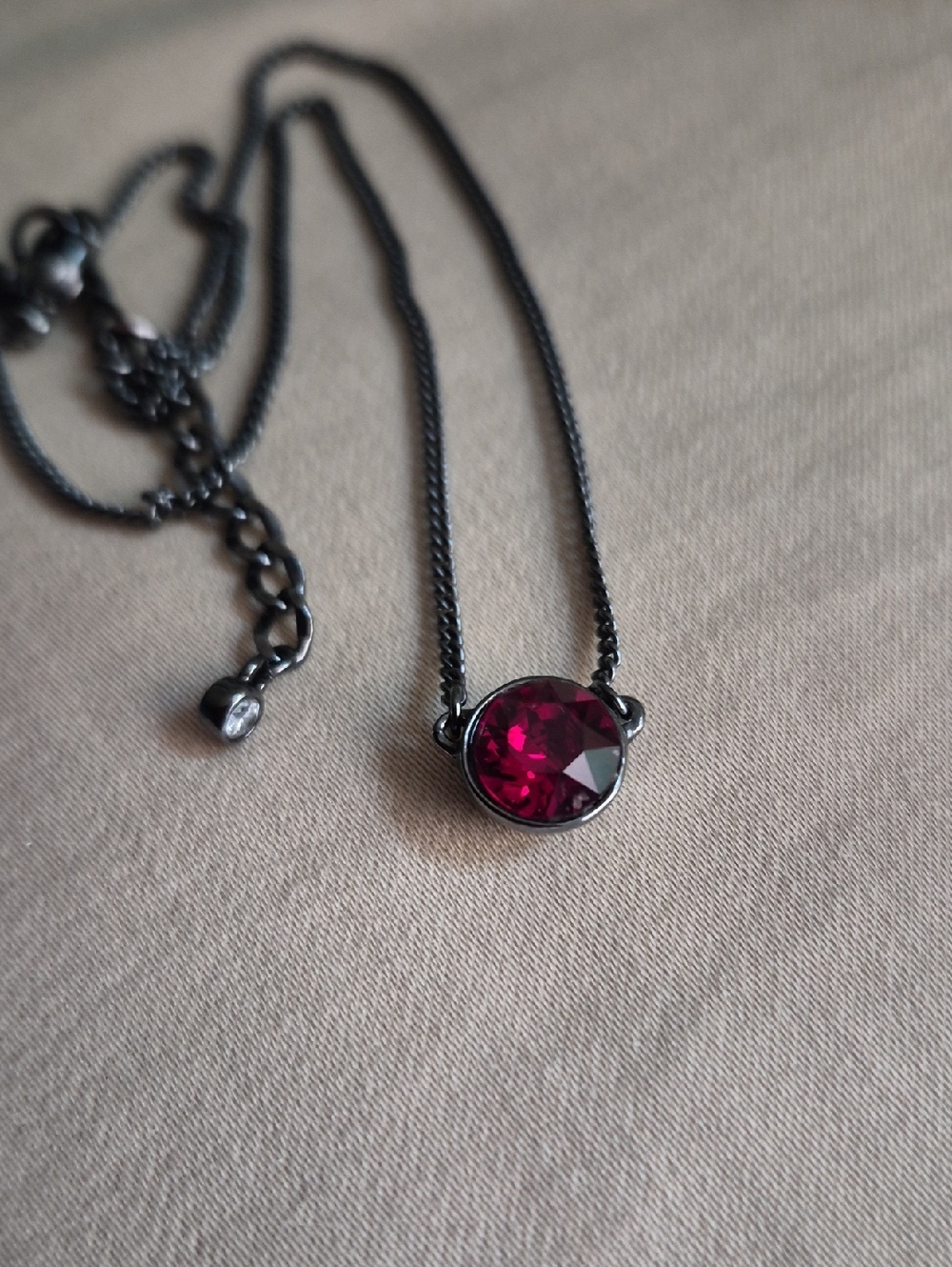 Vintage Givenchy Ruby Red Crystal Solitaire Pendant w Gunmetal Chain Necklace